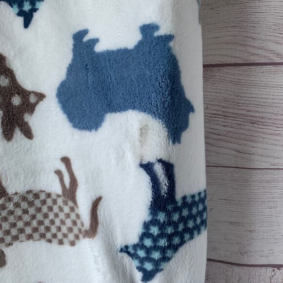 Happy Tails Plush Throw Blanket Dog Puppy Pattern 50x70" - Picture 7 of 10